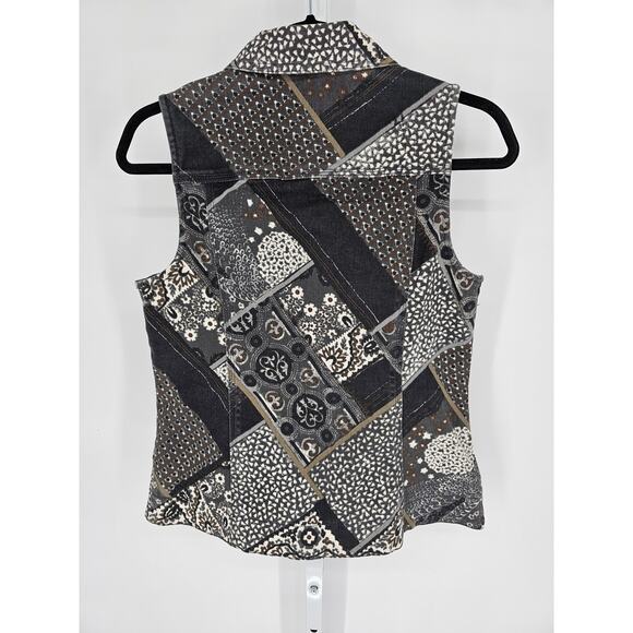 Chico's Additions Women's Quilted Print Sleeveless Button Down Vest Size 0 (S) - Picture 4 of 4